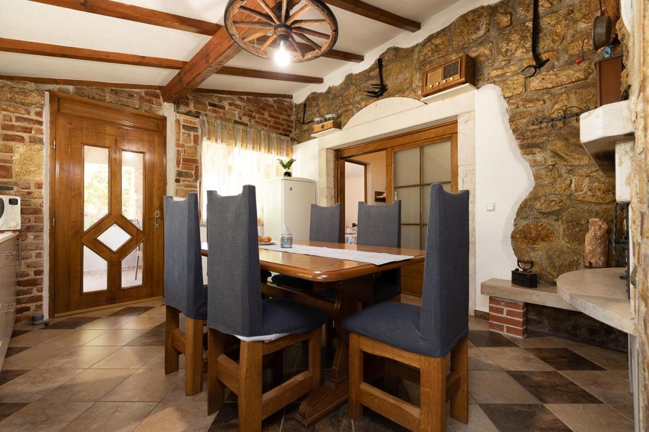 Holiday House Hana Rovinj Luaran gambar