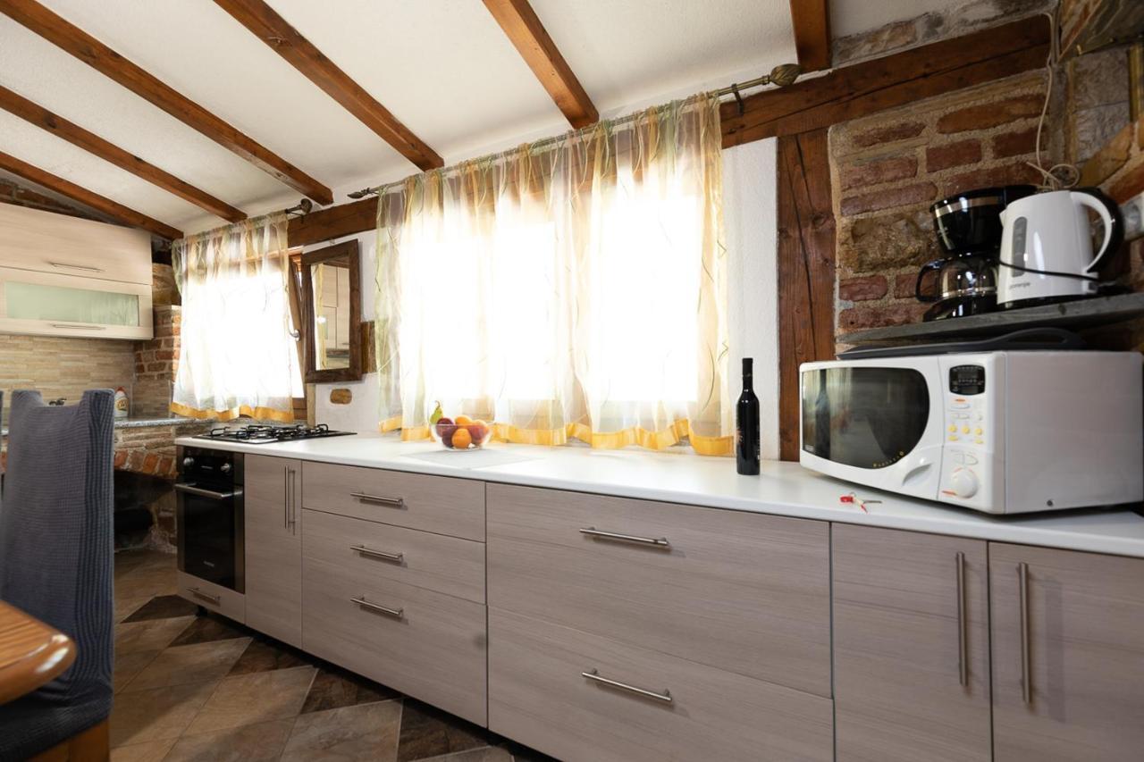 Holiday House Hana Rovinj Luaran gambar