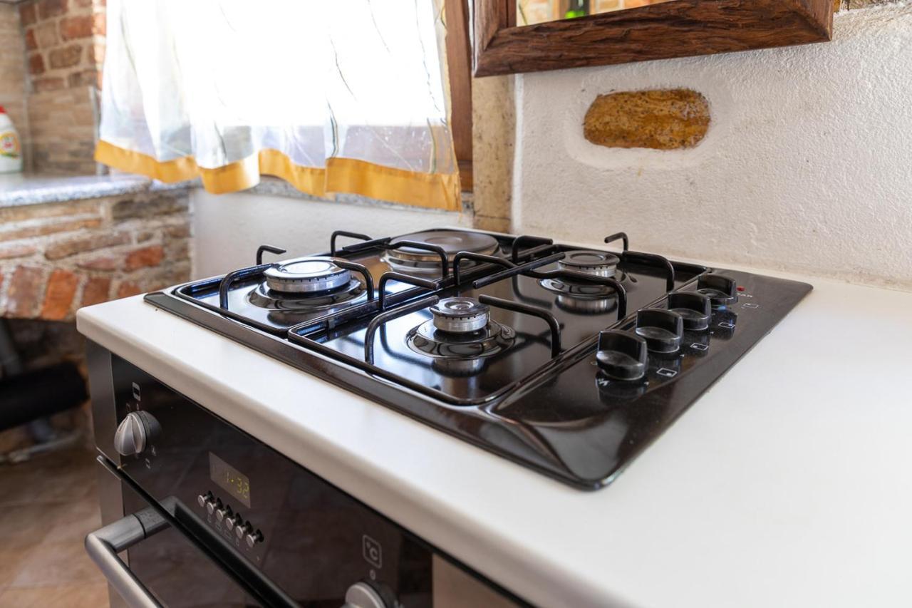 Holiday House Hana Rovinj Luaran gambar
