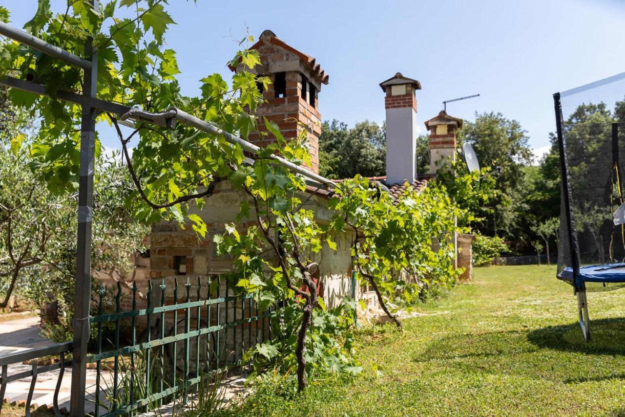 Holiday House Hana Rovinj Luaran gambar